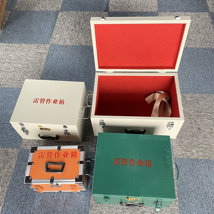 长征镇爆破工程作业箱如何选择？玻璃钢与传统材质的全面对比